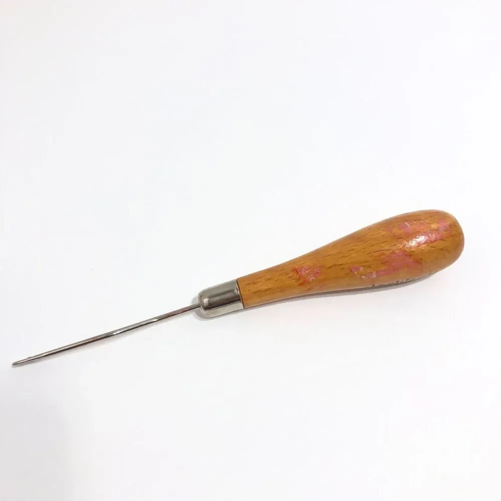 Lot 25 Vintage Bucilla Latch Hook Rug Yarn Pre Cut Acrylic + LeeWards Rug Tool